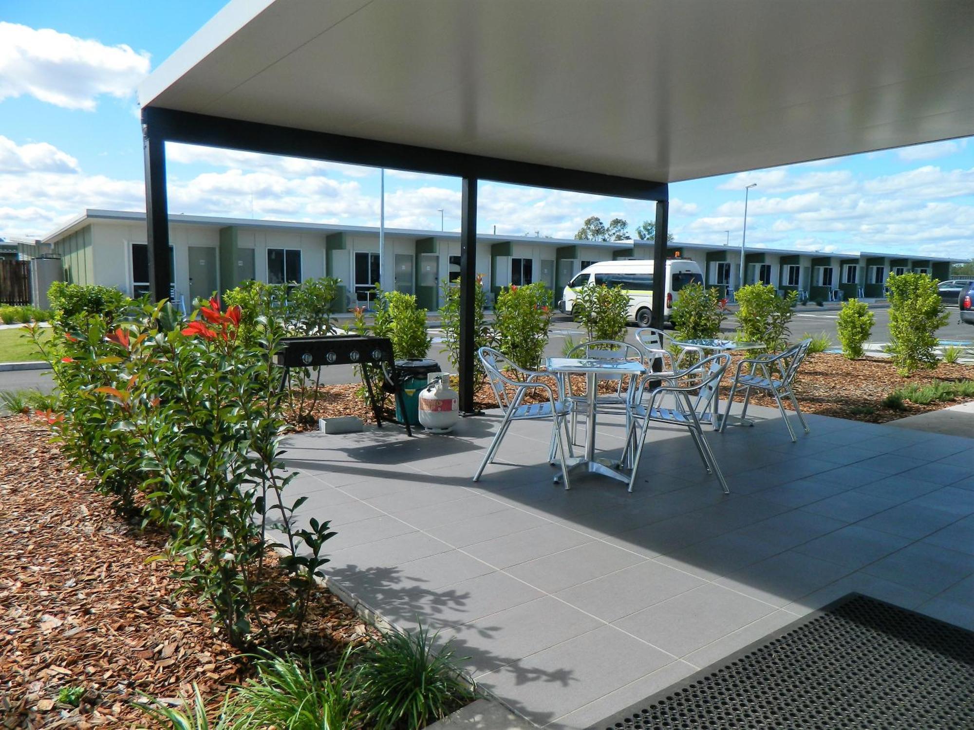 Dooleys Tavern&Motel Capella Esterno foto